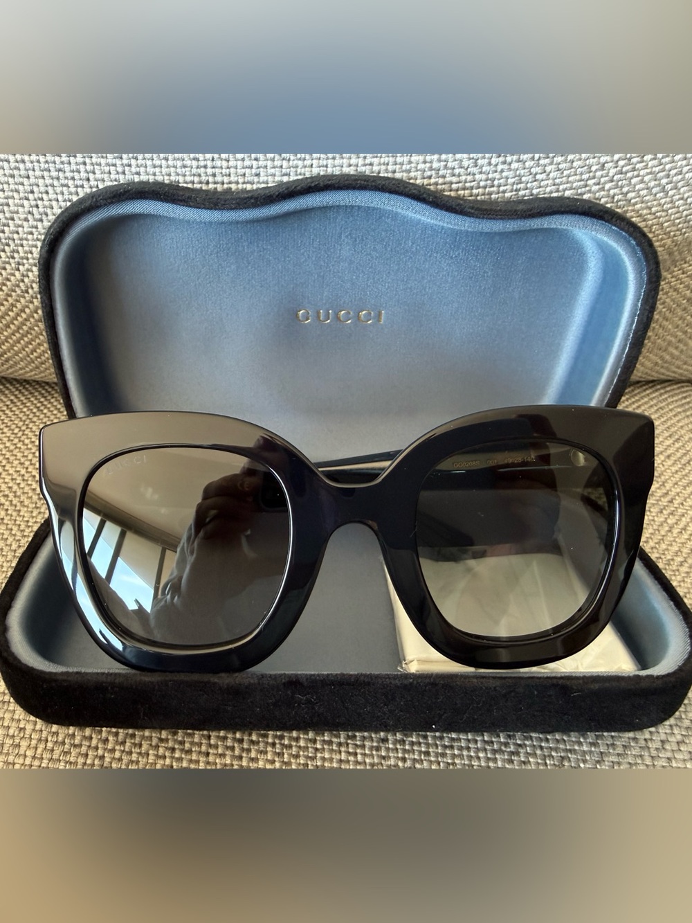 Gucci Black Oversized Cat-Eye Sunglasses